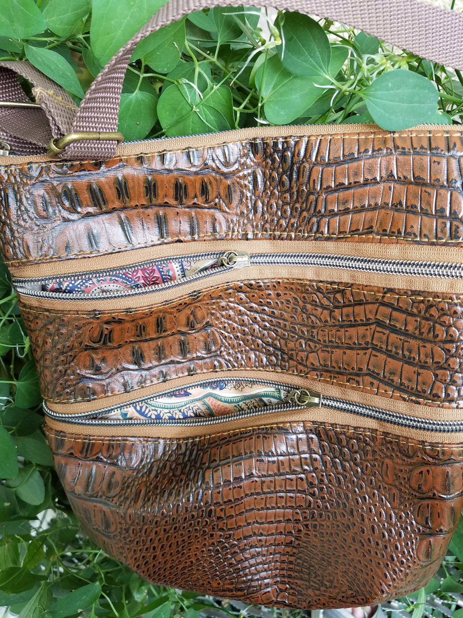 The Triple Zip - Crossbody PDF Pattern - Handmade Vegan Cork Fabric Bags