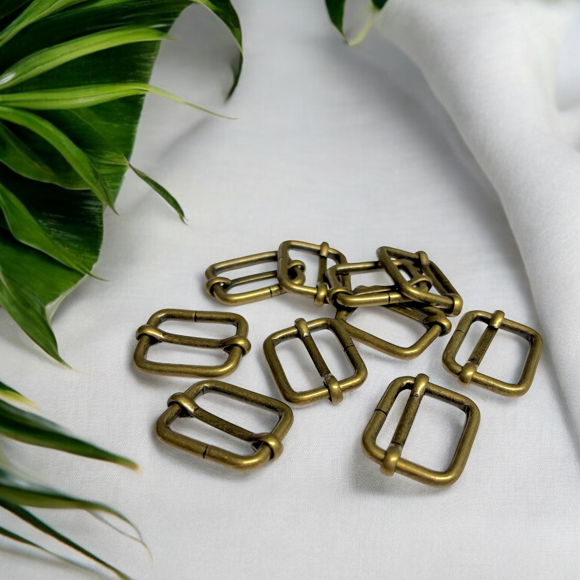 Heavy Gauge 1" Sliders (Pack of 4) – Antique Brass Finish - Sew Da Kine