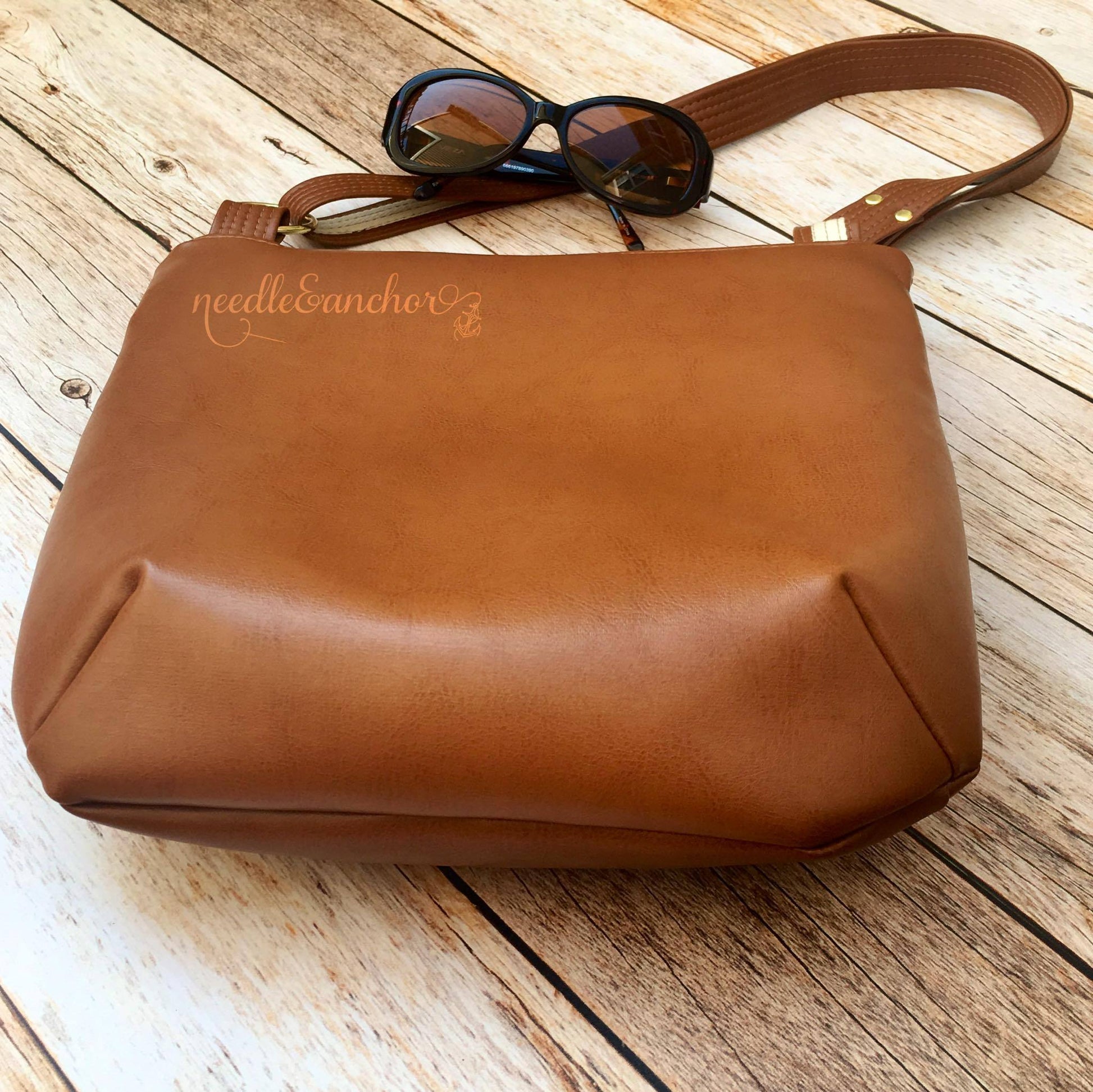 The Triple Zip - Crossbody PDF Pattern - Handmade Vegan Cork Fabric Bags 